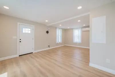 58 Pond Street, Swansea, MA 02777 - Photo 6