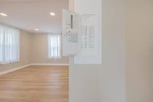 58 Pond St, Swansea, MA 02777 - Photo 8