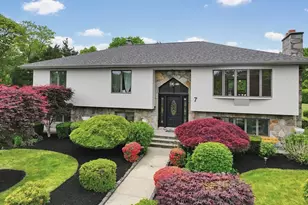 7 Diane Way, Westport, MA 02790 - Photo 2