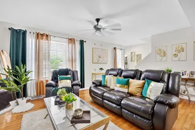 264 E Main St, Chicopee, MA 01020 - Photo 32