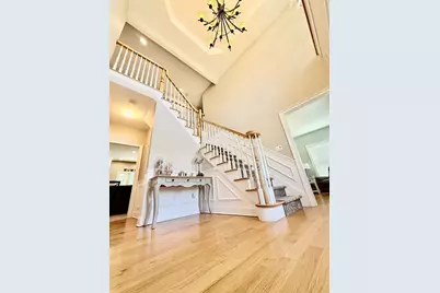 9 Peters Way, Grafton, MA 01519 - Photo 2