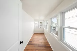 16 Oakes St, Everett, MA 02149 - Photo 12