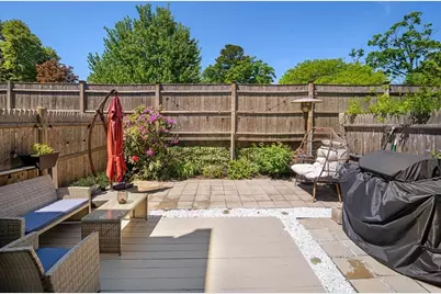 1 Charles St #V, Reading, MA 01867 - Photo 22