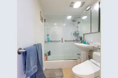 19 Winchester #806, Brookline, MA 02446 - Photo 8