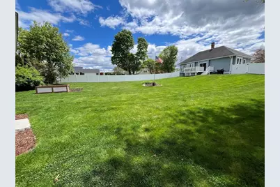48 Causeway St, Methuen, MA 01844 - Photo 16