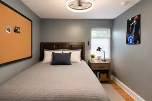 17 Hammond Pond Pkwy, Newton, MA 02467 - Photo 12