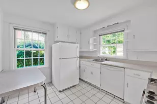 121 Benz St, Springfield, MA 01118 - Photo 16