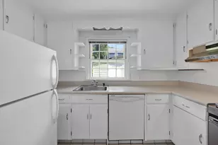 121 Benz St, Springfield, MA 01118 - Photo 20