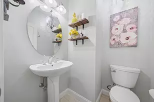 894 Liberty St, Braintree, MA 02184 - Photo 22