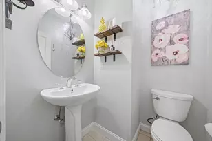 894 Liberty St, Braintree, MA 02184 - Photo 22