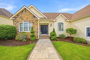 894 Liberty St, Braintree, MA 02184 - Photo 1