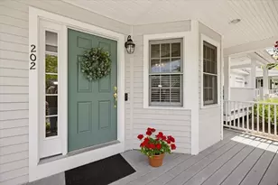 10 Charnstaff Ln, Billerica, MA 01821 - Photo 2