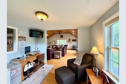 150 Rochdale St, Auburn, MA 01501 - Photo 10