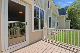 32 N Prospect St, Amherst, MA 01002 - Photo 26