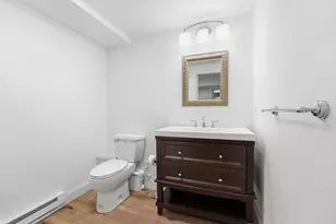 32 N Prospect St, Amherst, MA 01002 - Photo 20
