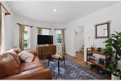 23 Plain St, Fitchburg, MA 01420 - Photo 4