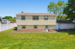 93 Rogers Dr, Stoughton, MA 02072 - Photo 30