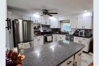 9 Hazen St, Chelmsford, MA 01824 - Photo 6