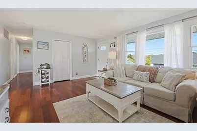 2 Theresa Rd, Stoneham, MA 02180 - Photo 2