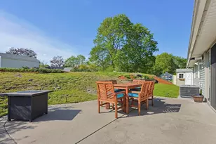 2 Theresa Rd, Stoneham, MA 02180 - Photo 24