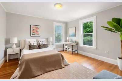 68 Brooks Ave, Newton, MA 02460 - Photo 18