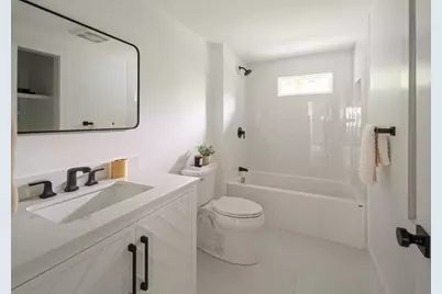 52 Valley Road, Boston, MA 02124 - Photo 10