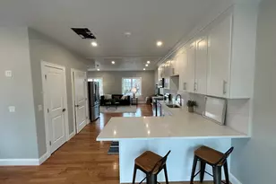10 Windsor St, Worcester, MA 01605 - Photo 4