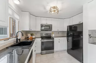 33 Purchase St, Milford, MA 01757 - Photo 8