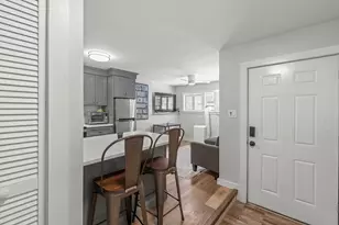 392 E 8th St, Boston, MA 02127 - Photo 4