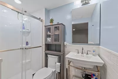 392 E 8th St #1, Boston, MA 02127 - Photo 10