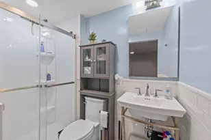392 E 8th St, Boston, MA 02127 - Photo 10