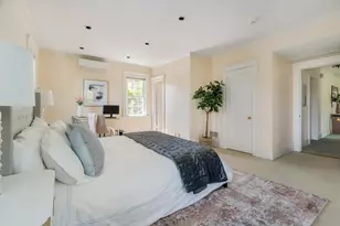 17 Chesham Rd, Brookline, MA 02445 - Photo 22