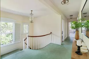 17 Chesham Rd, Brookline, MA 02445 - Photo 18