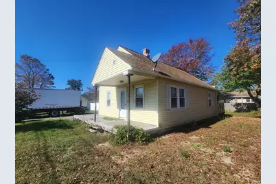 2 Alice St, Montague, MA 01376 - Photo 2