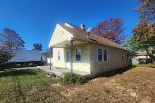 2 Alice St, Montague, MA 01376 - Photo 2