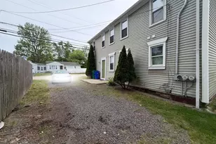 81 Brown St, Attleboro, MA 02703 - Photo 2