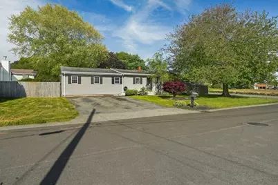 1 Eric Rd, Dartmouth, MA 02747 - Photo 2