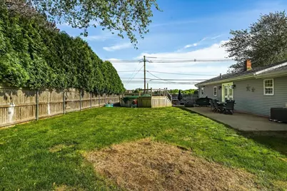 1 Eric Rd, Dartmouth, MA 02747 - Photo 4