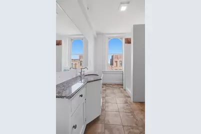 105 High St #4P, Holyoke, MA 01040 - Photo 10