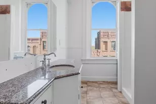 105 High St, Holyoke, MA 01040 - Photo 10