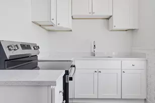 105 High St, Holyoke, MA 01040 - Photo 4