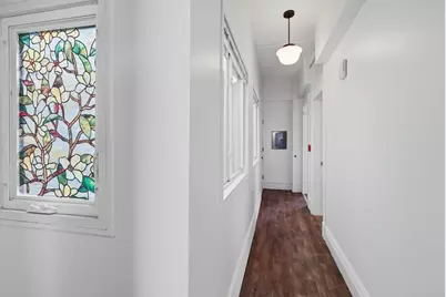 105 High St #4P, Holyoke, MA 01040 - Photo 6