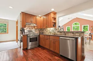 619 Massapoag Ave, Sharon, MA 02067 - Photo 8