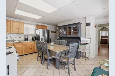 223 Stackpole St, Lowell, MA 01852 - Photo 6