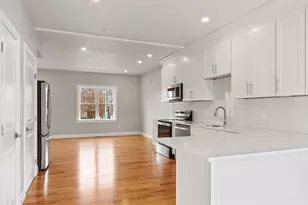 10 Windsor St, Worcester, MA 01605 - Photo 2
