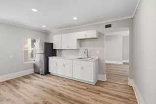 834 Worthington St, Springfield, MA 01105 - Photo 6