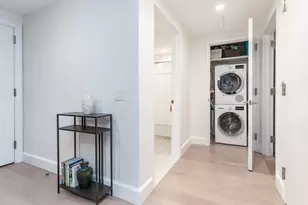 100 Lovejoy Wharf, Boston, MA 02114 - Photo 4