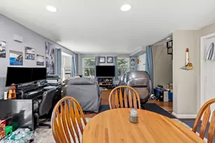 11 Gardner, Salem, MA 01970 - Photo 6