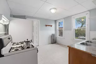 43 Elmdale St, West Springfield, MA 01089 - Photo 10
