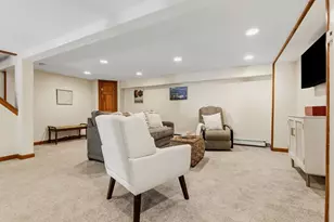26 Back River Rd, Amesbury, MA 01913 - Photo 12